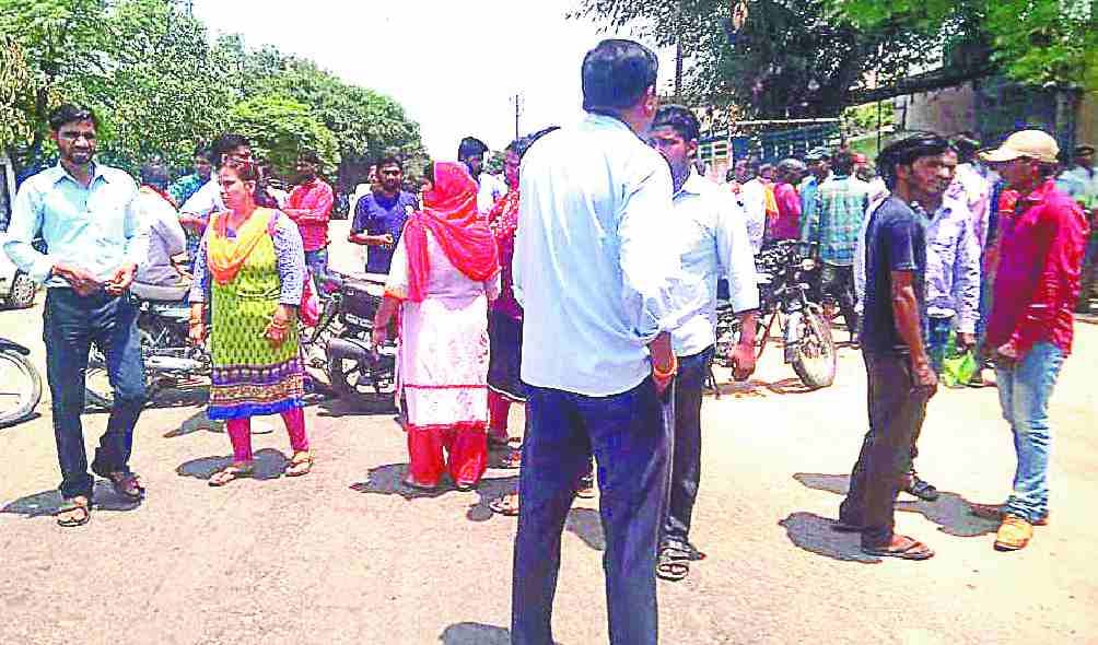 Shikmitra and his daughter's death in an accident