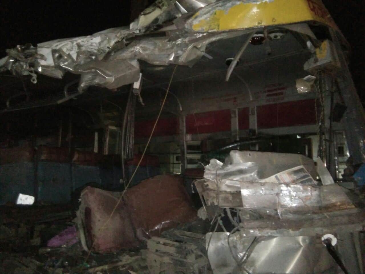 many injured in an accident in near vibhutikhand in luckno.