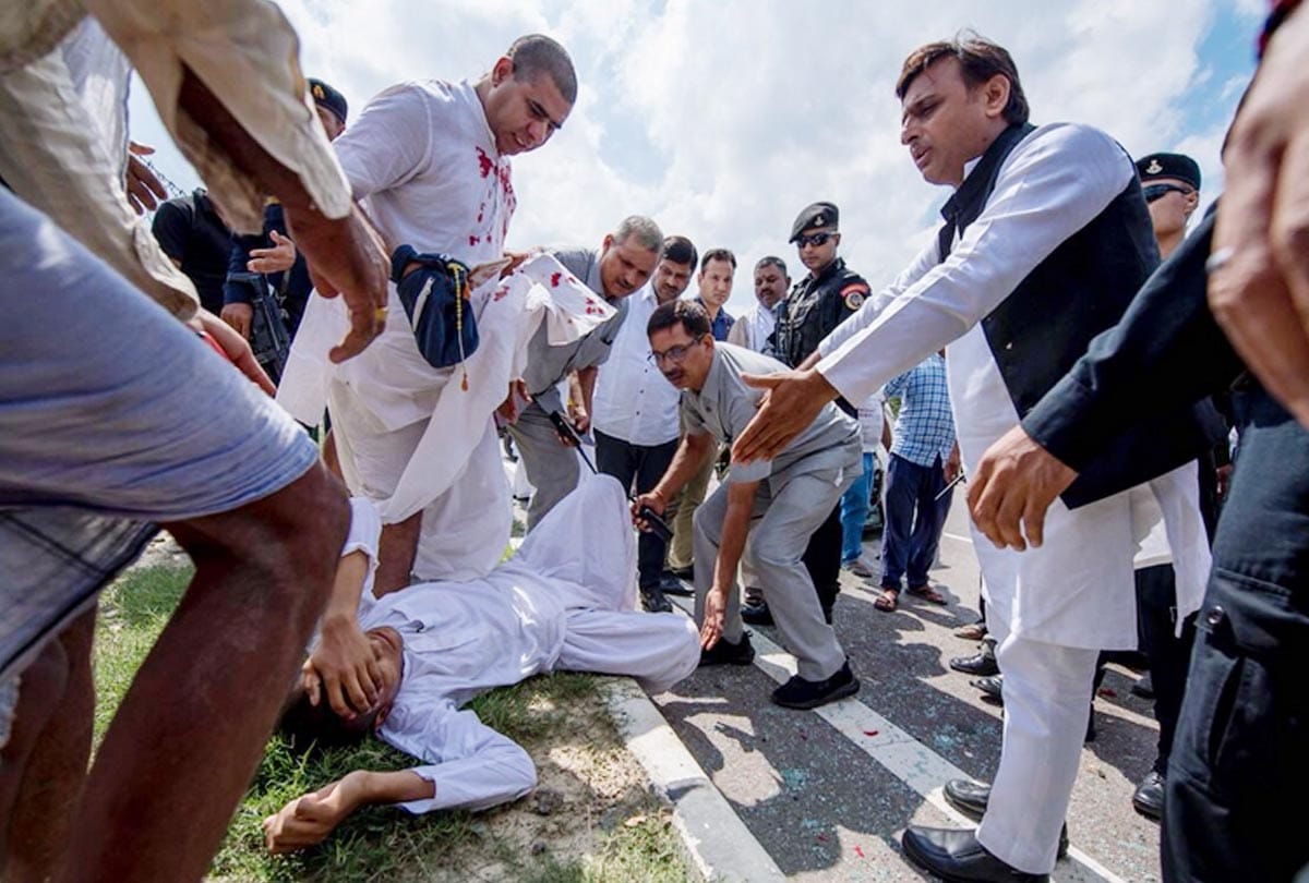 Former CM Akhilesh Yadav sent injured traveller to hospital