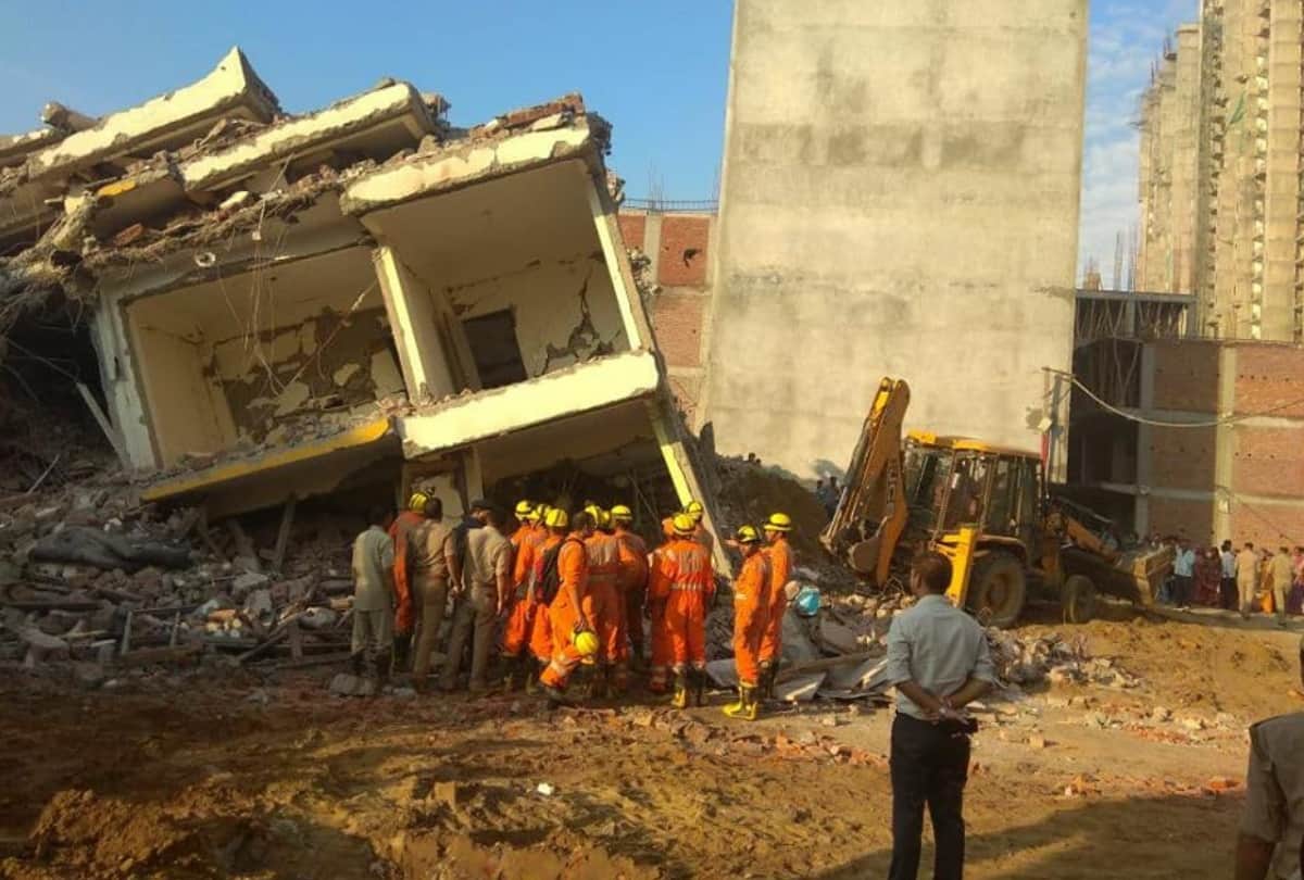 Shahberi Building Collapse people cry to see dead body