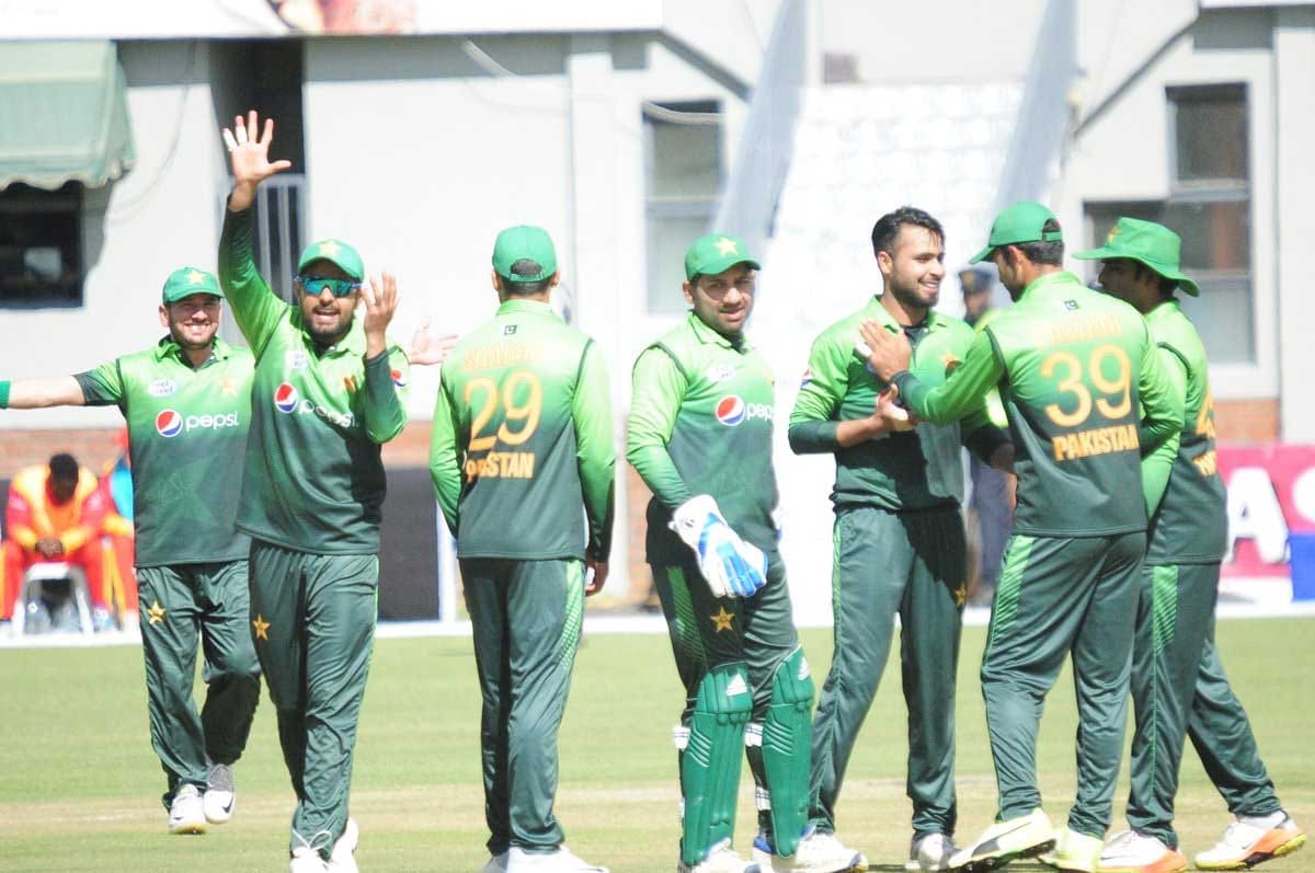 Pakistani Cricketer Junaid Khan dropped from World cup squad protested with black ribbon