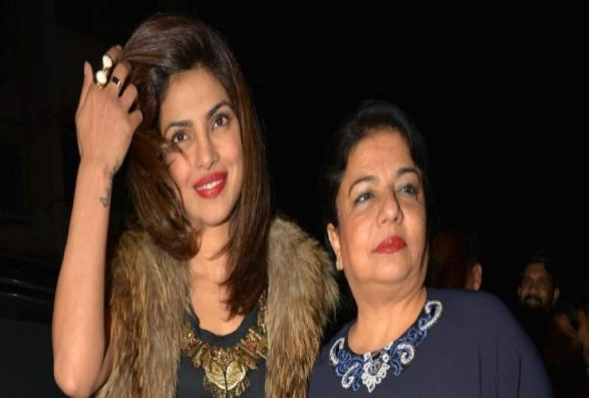 Bollywood News: Priyanka Chopra Mother Madhu Chopra Dance with Sophie Turner