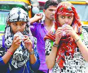 Scorching heat and hot wave in town