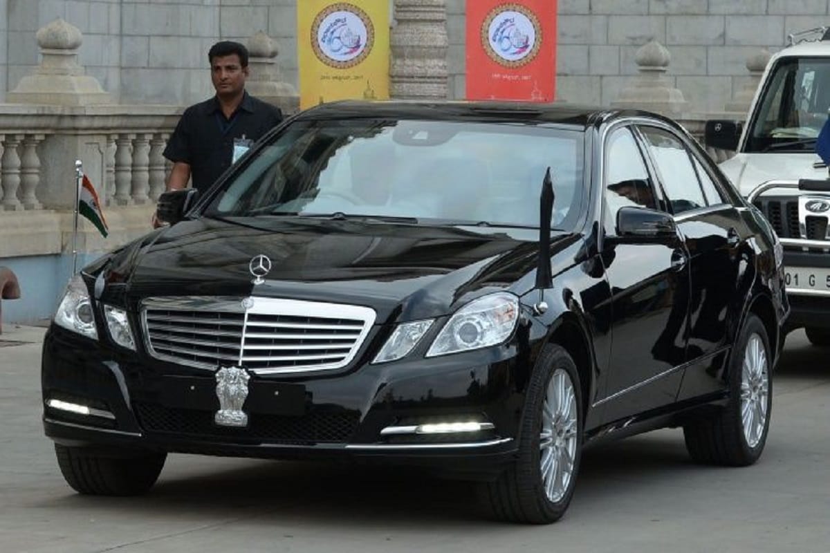 Delhi High Court rules vehicles of top constitutional authorities have to get registration numbers