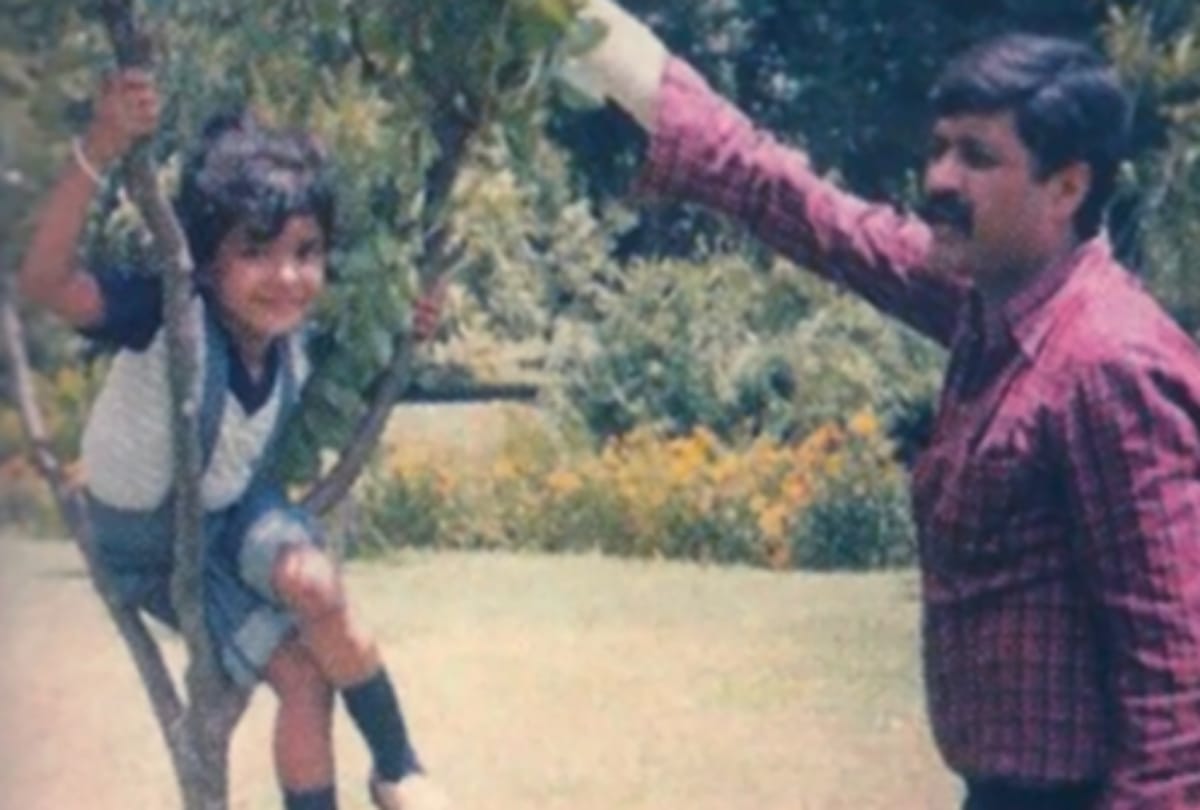 priyanka chopra birthday special here actress unseen photos