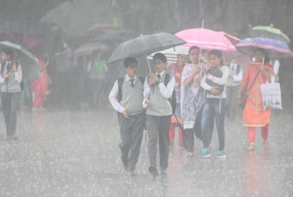 heavy rainfall warning in himachal for july 21 and 22