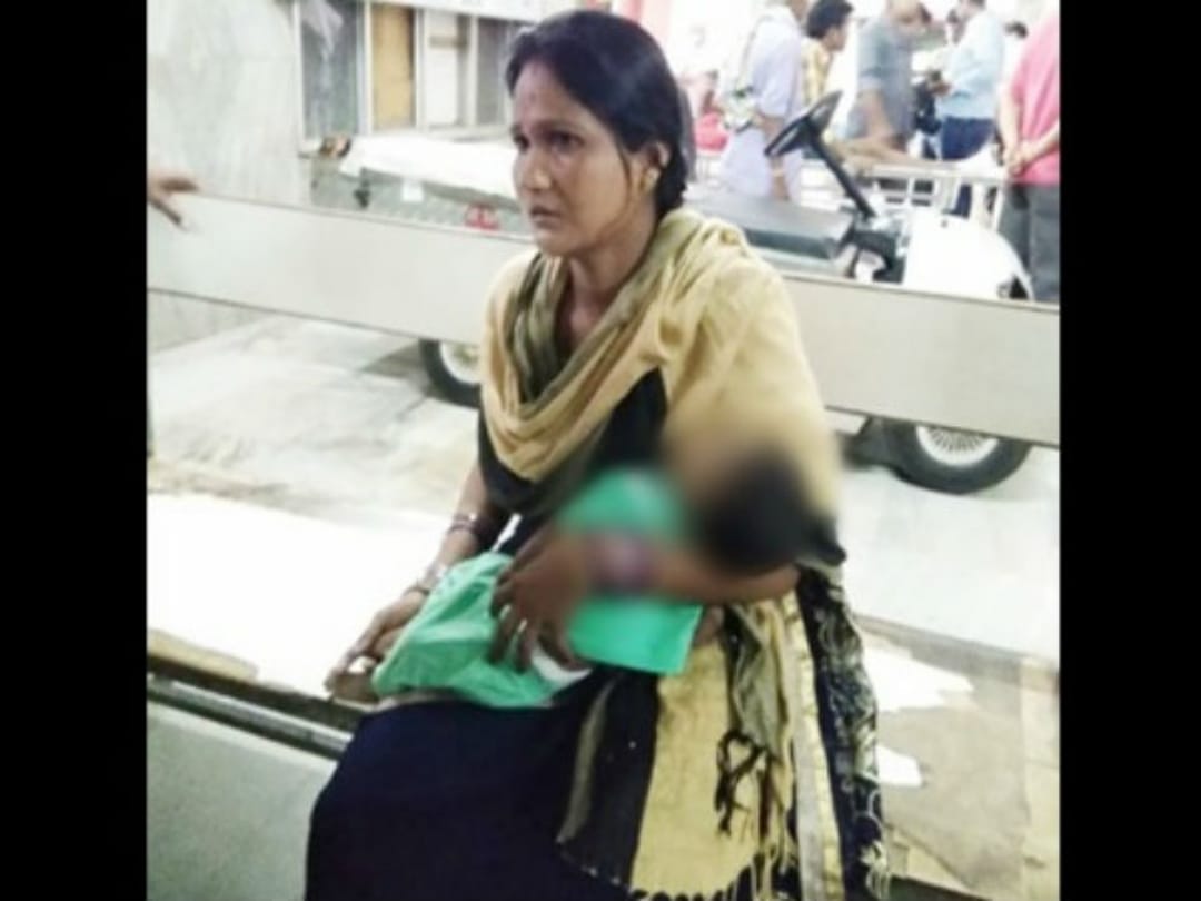 Chhattisgarh: 2 month old dies in locked ambulance due to suffocation