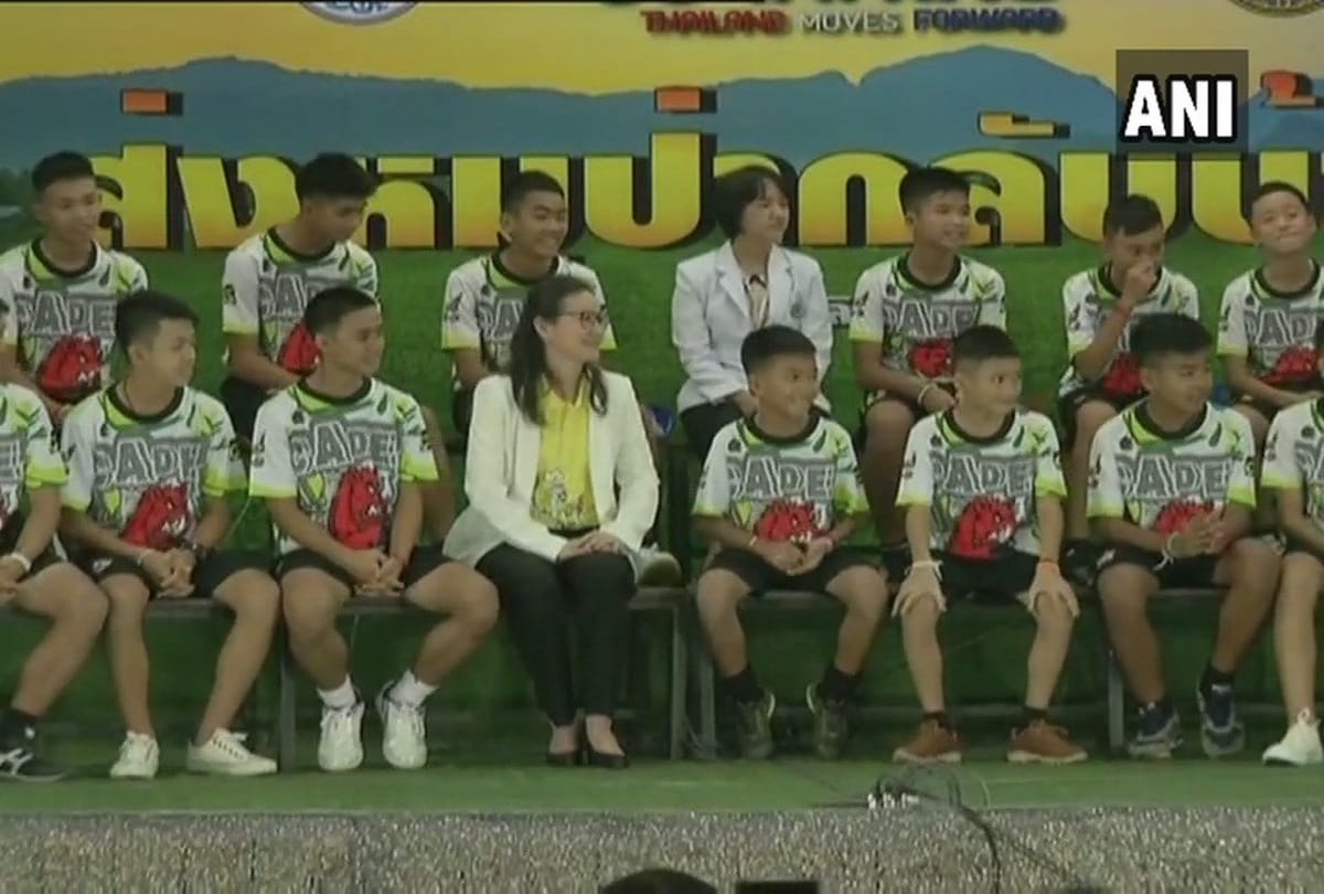   Thailand: All 12 Boys of the Wild Boars soccer team discharged from hospital