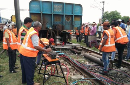 IRCTC Train Time: every sunday trains will be late all over country as railway plans mega block