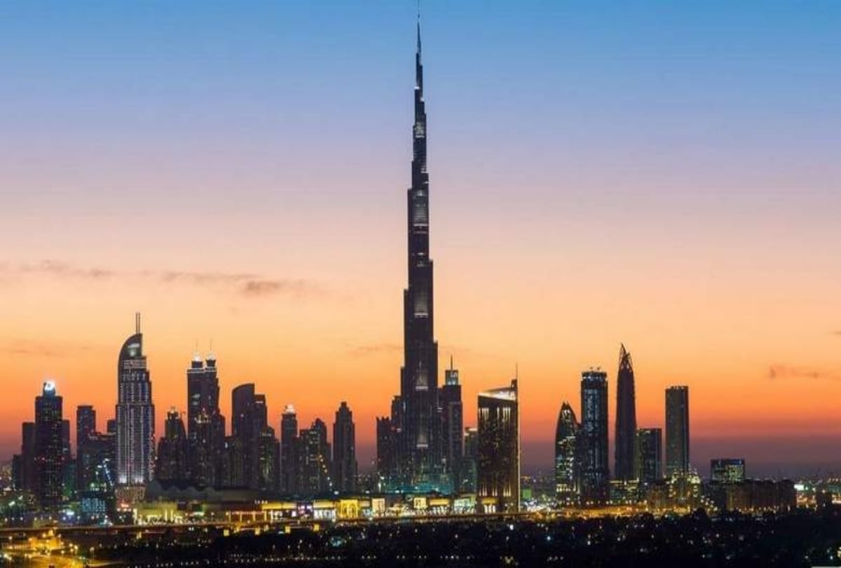 Due to water shortage the UAE will bring the entire ice crest from Antarctica