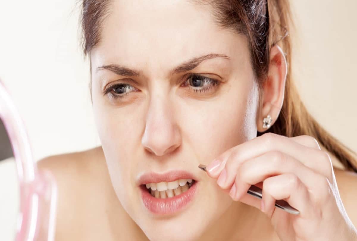 Remove All Unwanted Hair with the help of toothpaste in just 5 minutes