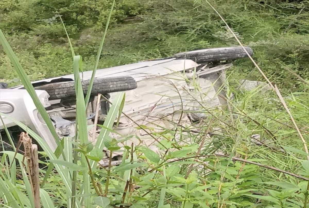 after major accident two friend show inhumanity