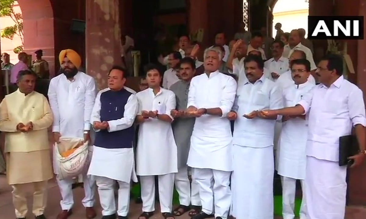 Monsoon Session: Ananth Kumar said Maths of Sonia Ji is weak as we have full support