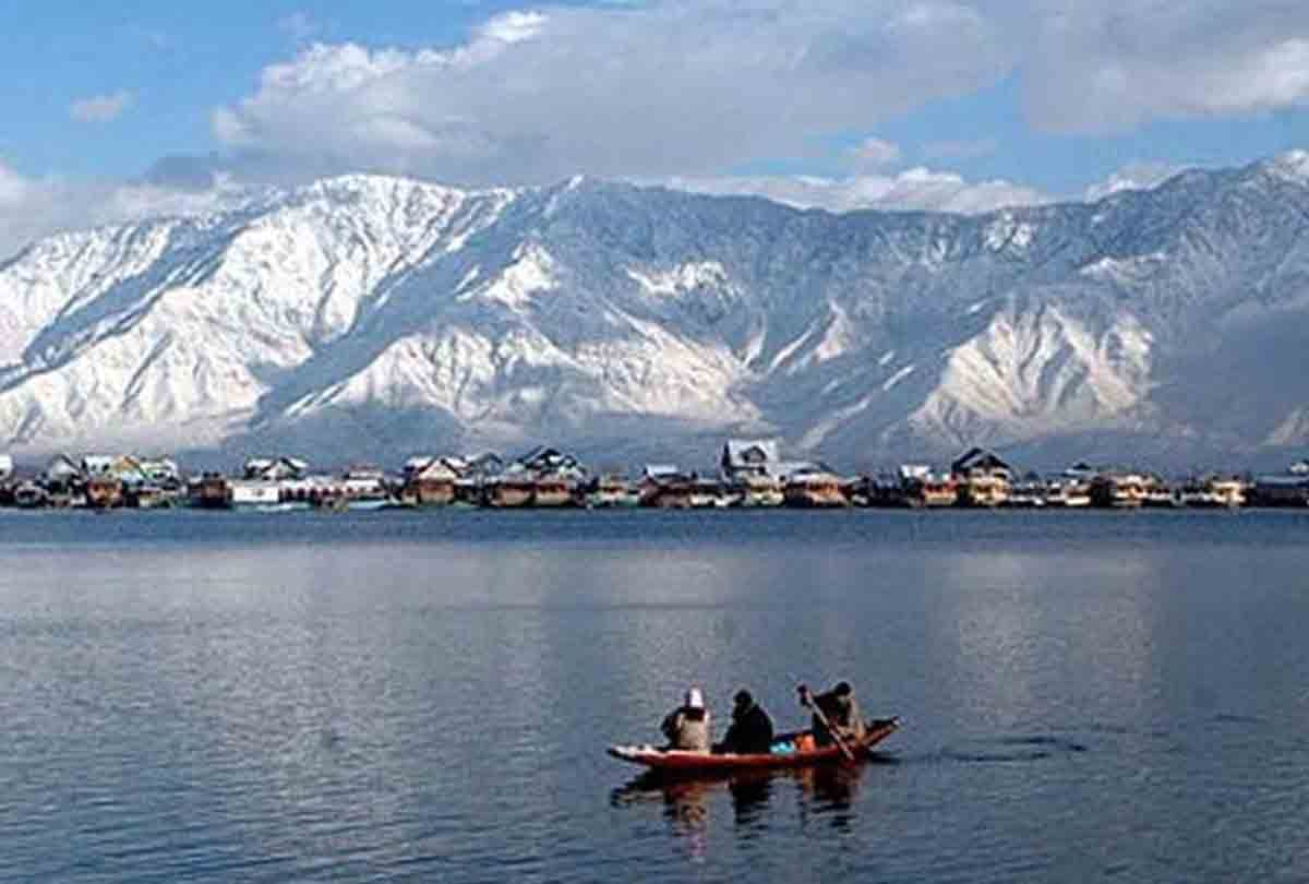 Visit these places in package of eleven thousand