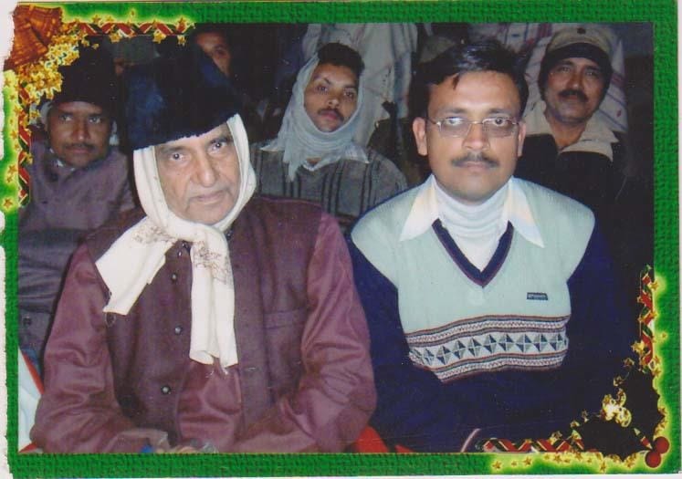 Gopaldas neeraj has strong relation to varanasi