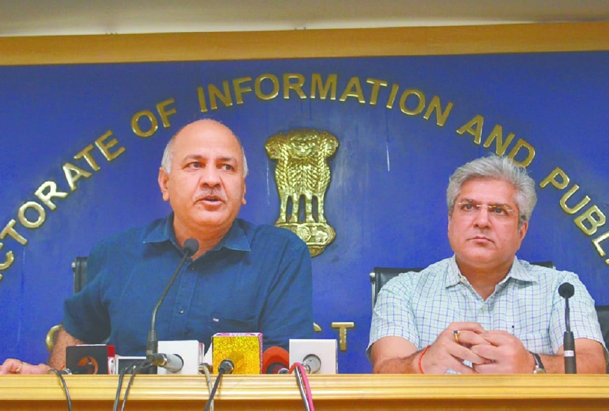CM Kejriwal ordered collection of evidence against five corrupt bureaucrats including Anshu Prakash 