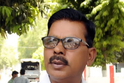 Police photographer amitabh did not take any leave in 36 years of service