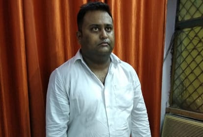 CA raped Receptionist in lucknow