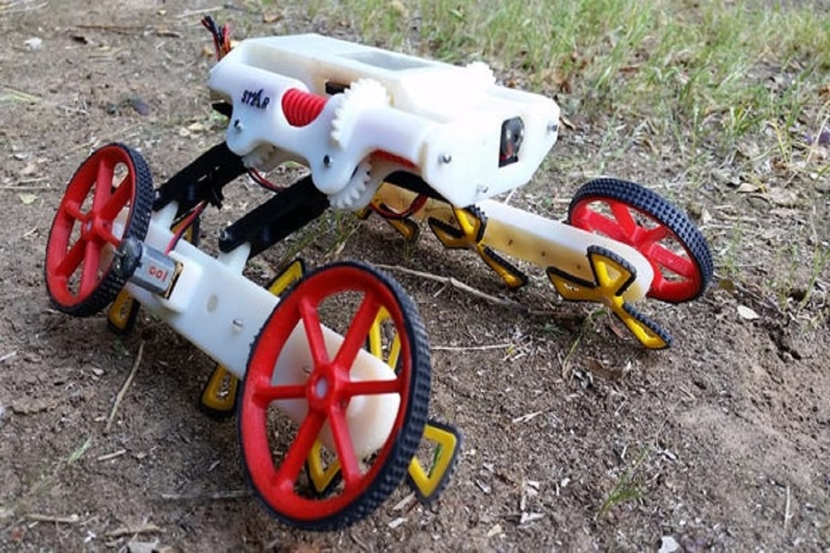 Sprawling crawling robot may someday save lives
