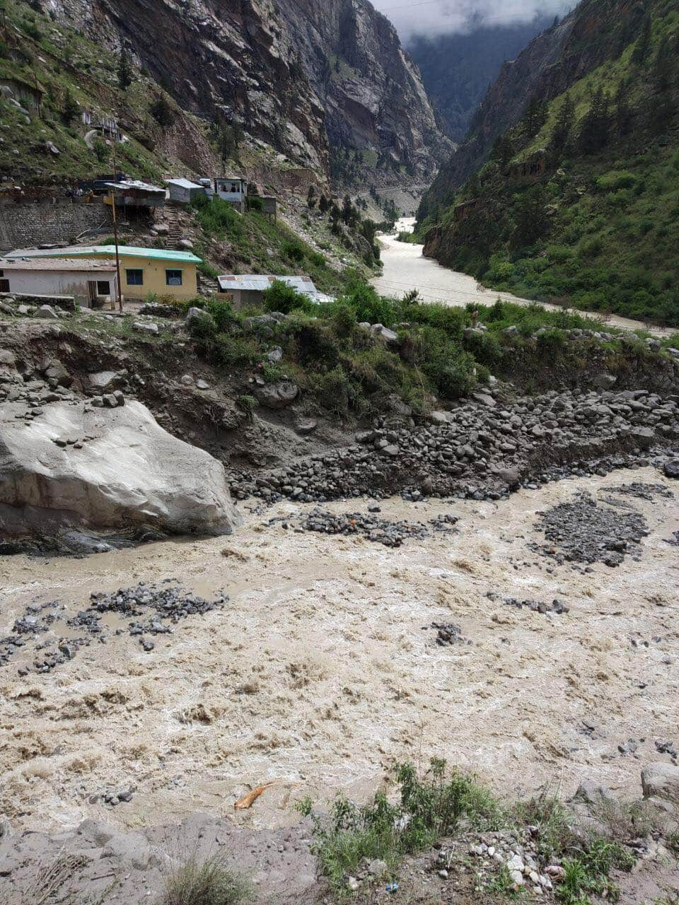 exclusive photos of cloud burst in uttarakhand china border