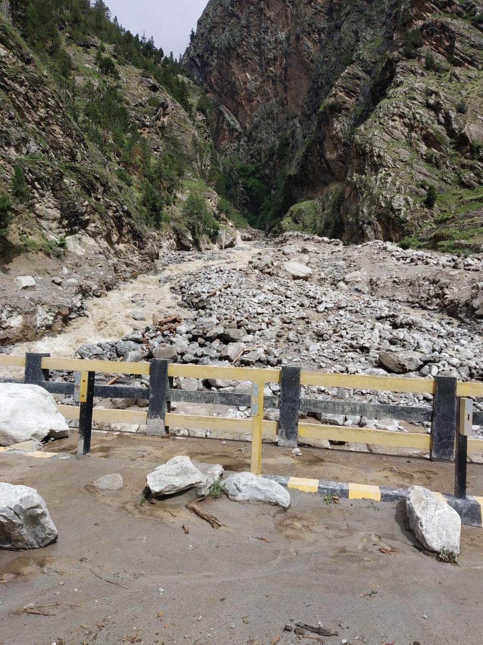 exclusive photos of cloud burst in uttarakhand china border