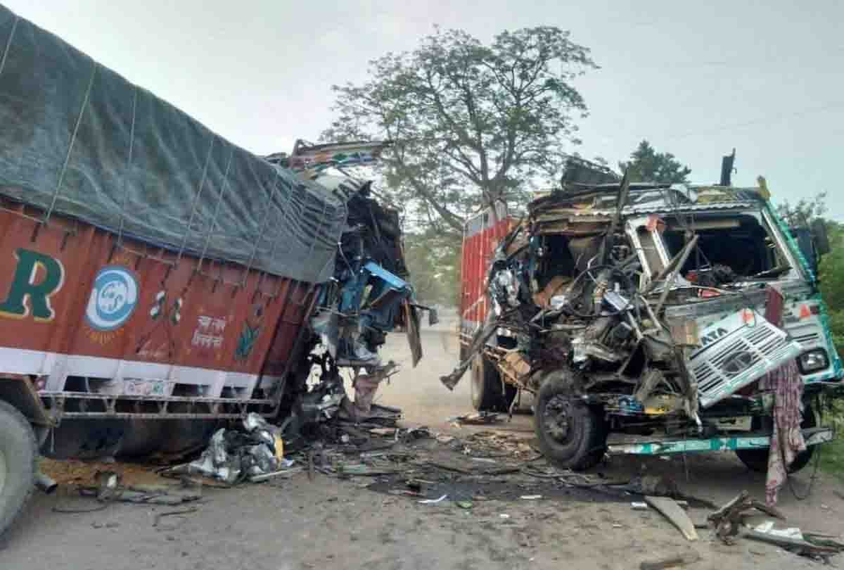 Two people died in Unnao road accident