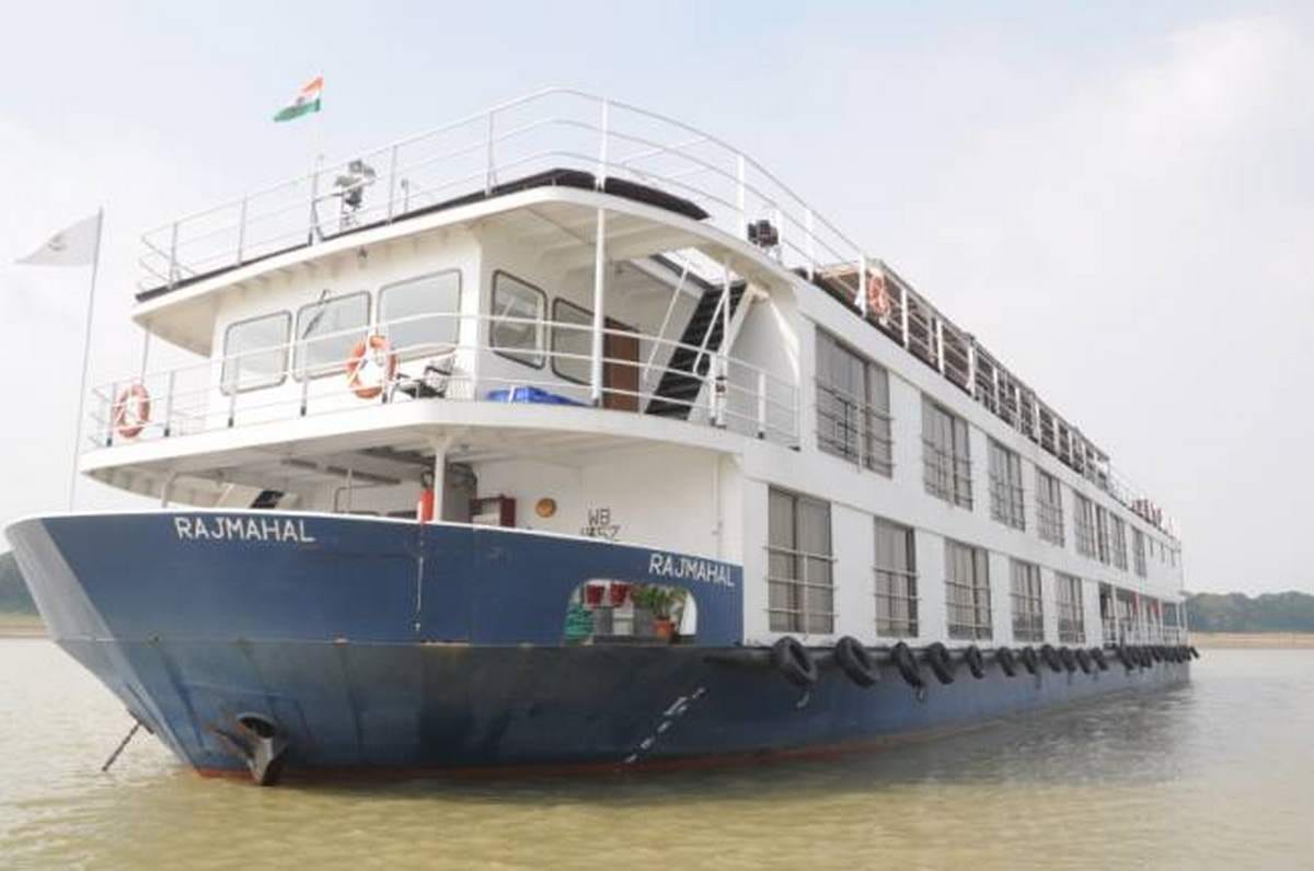 Fivestar luxury cruise floating in ganga in varanasi