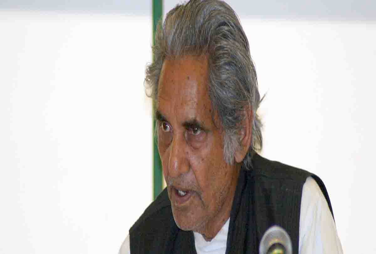 gopal das neeraj and mulayam singh yadav's relation