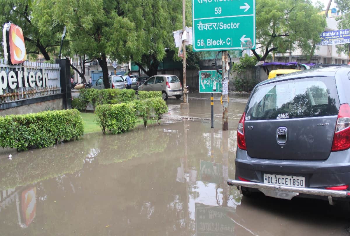 light rain in delhi ncr weather change