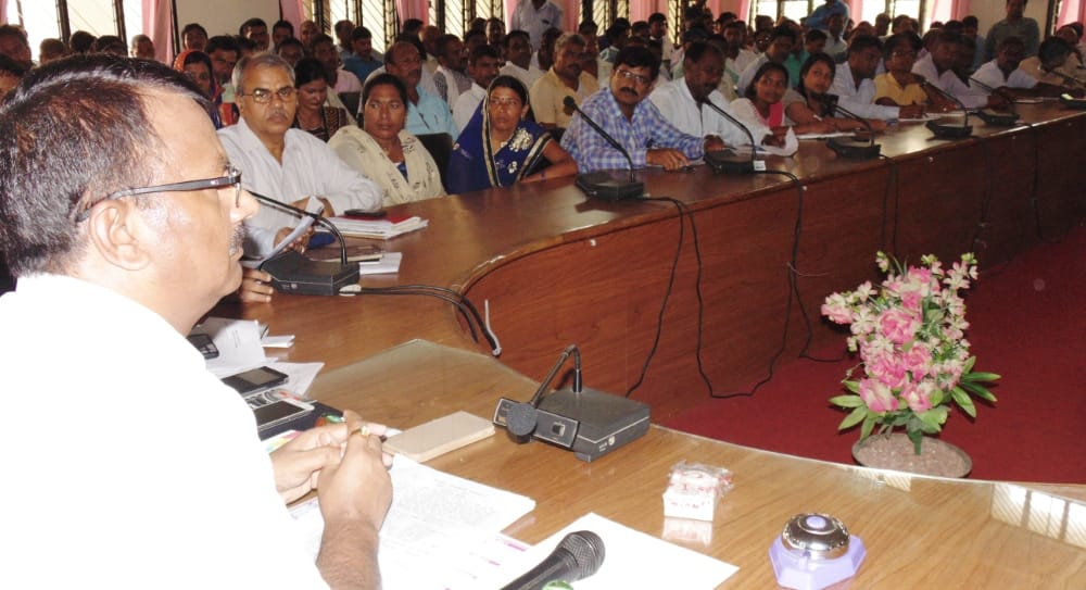 'Survey of the people deprived of the projects in the right way'