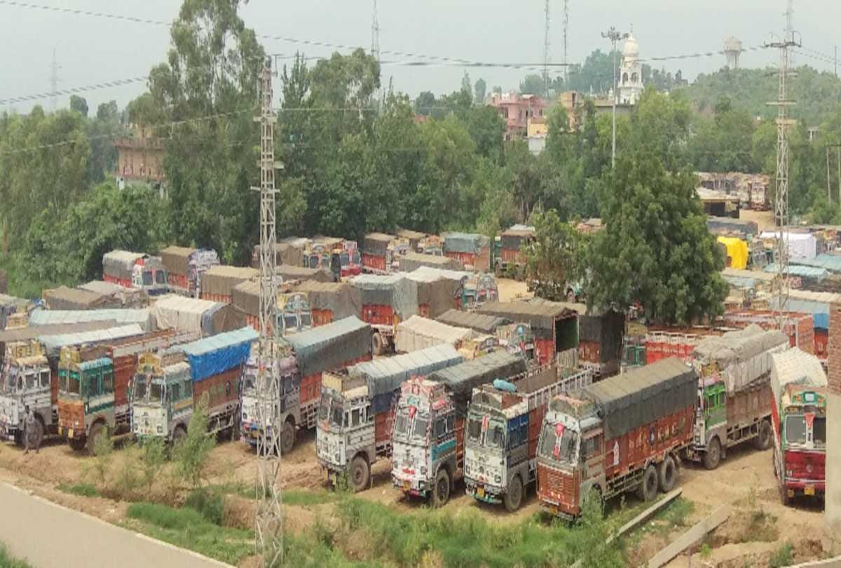 five hundred crores loss due to truck operators strike in himachal
