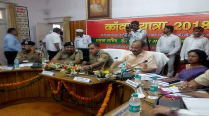 Kanwar Yatra: UP Chief Secretary and DGP took meeting of officials,remained silent on question of DJ