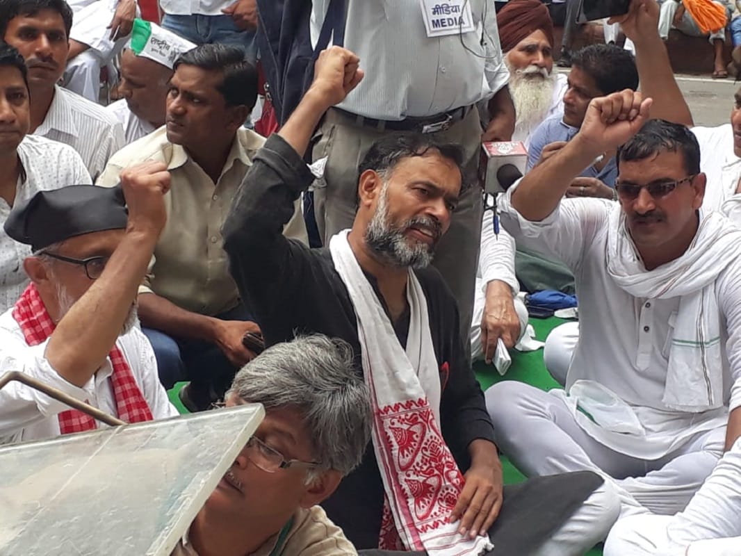Yogendra Yadav suspended from Sanyukta Kisan Morcha