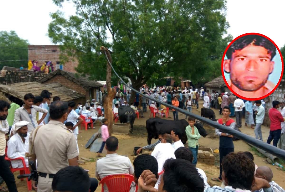 many people lynched by mob on suspicion of cow smuggling in country