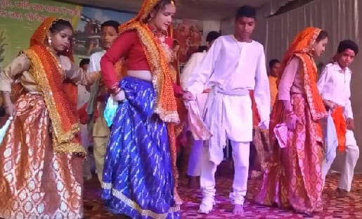 जय हो तेरी नंदा मैया तेरी जय हो के गाने में भक्ति