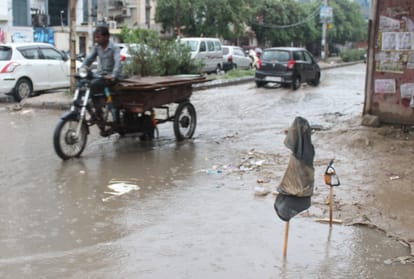 Even Supreme Court remarks the situation of the roads but not improving