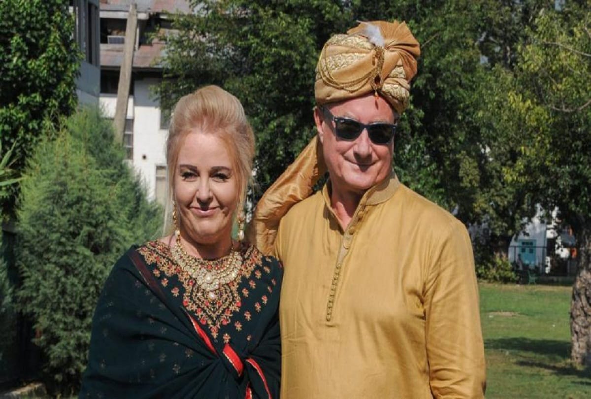 poland couple inspired by kashmir culture got remarried in srinagar on jhelum river bank