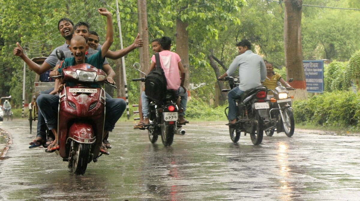 Heavy rain in purvanchal people faces problem due to sewer jam