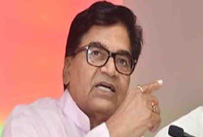ramgopal yadavs' statement about rahul gandhi hug and wink in parliament