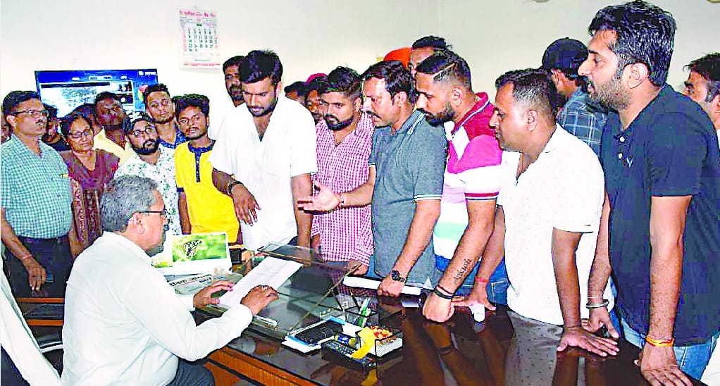 NSUI will protest from