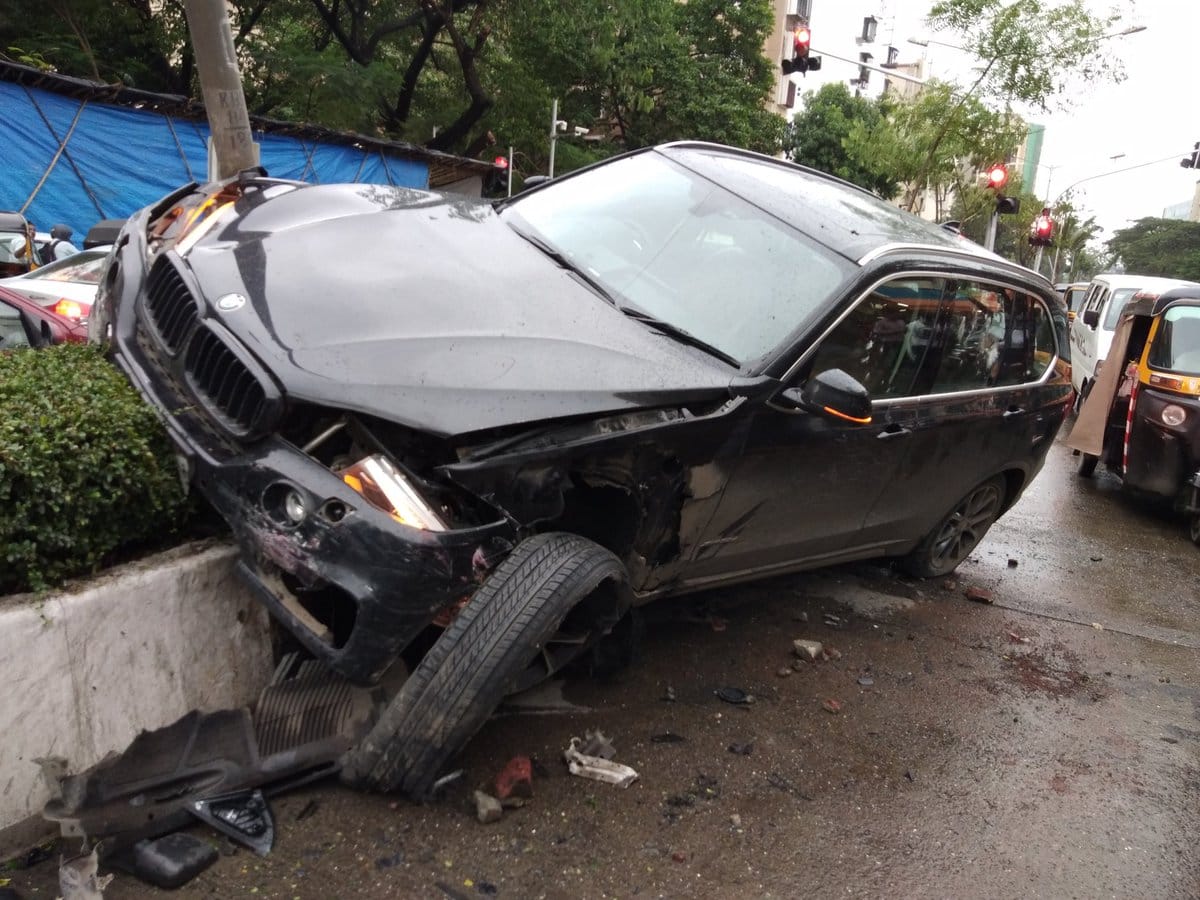 sidharth shukla booked for car crash driving bmw