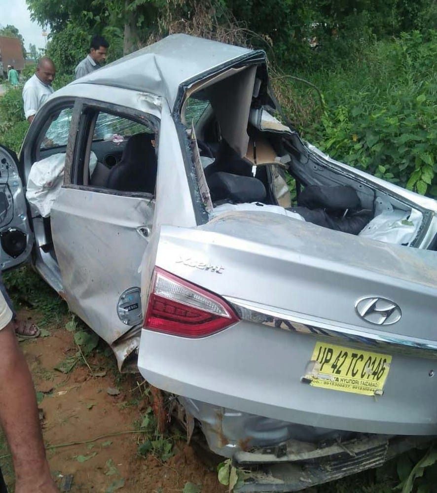 younger brother injured in car accident