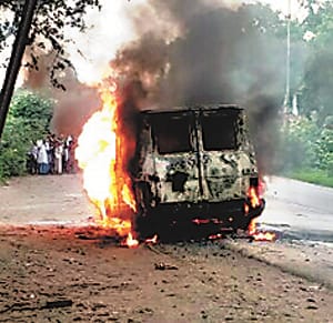 School van became a school van on the highway, stirred up