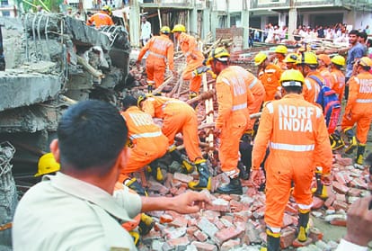 building collapsed one dead in Ghaziabad