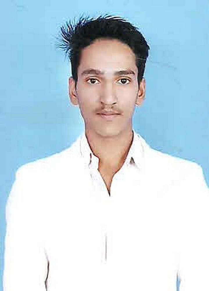 2 youth sank in saryu