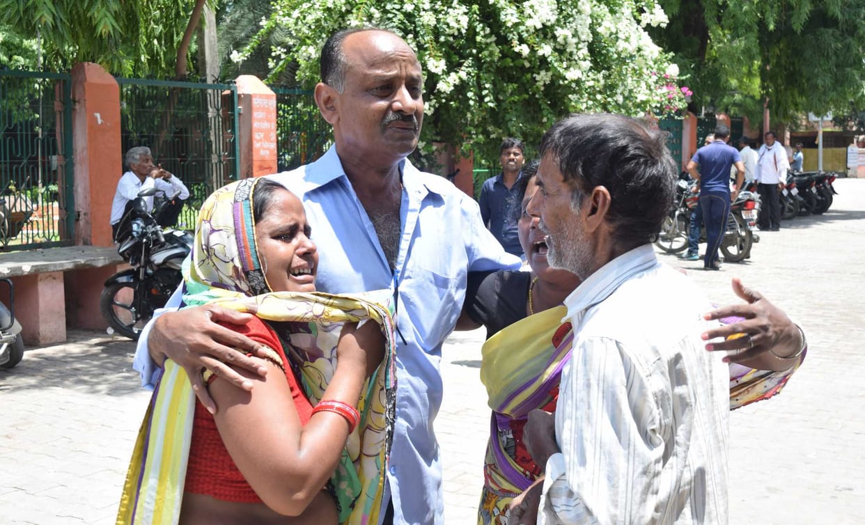 Jaunpur road accident affect many family
