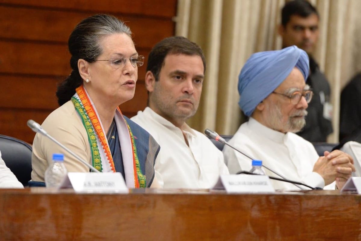 Lok Sabha Election 2019: Sonia gandhi says, BJP teaching new definition of patriotism
