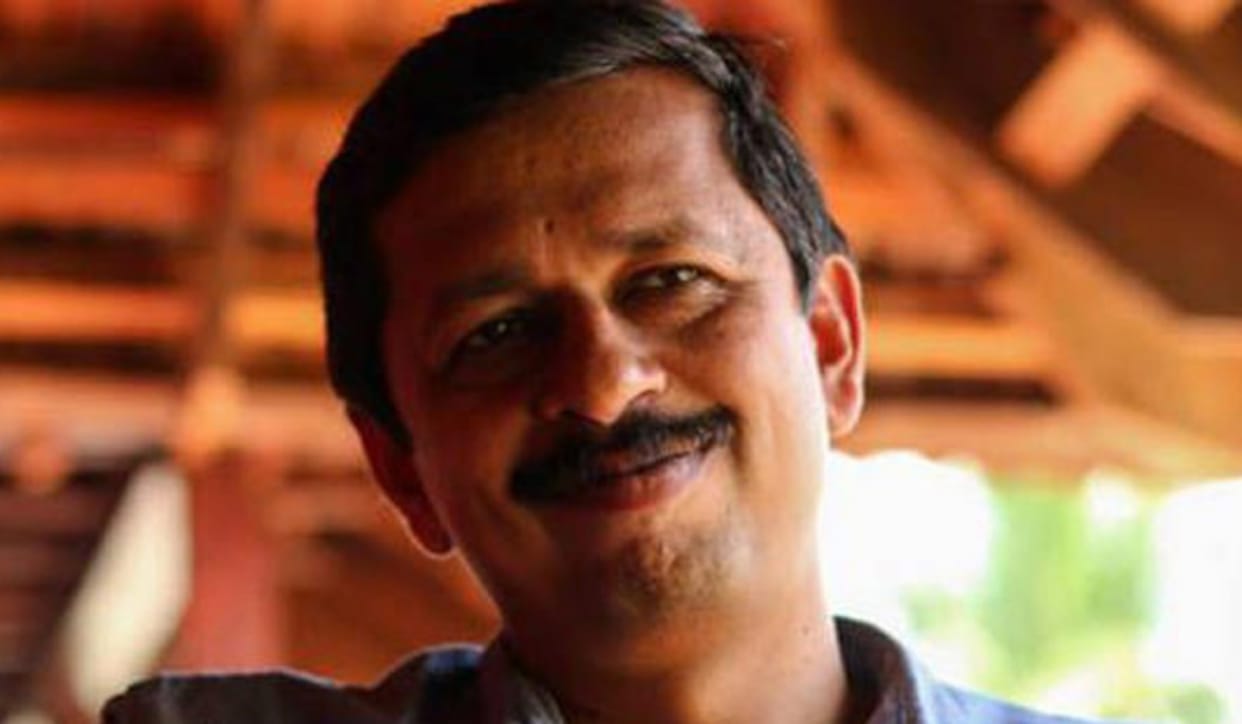 Kerala novelist withdraws novel after threatened by Hindutva group