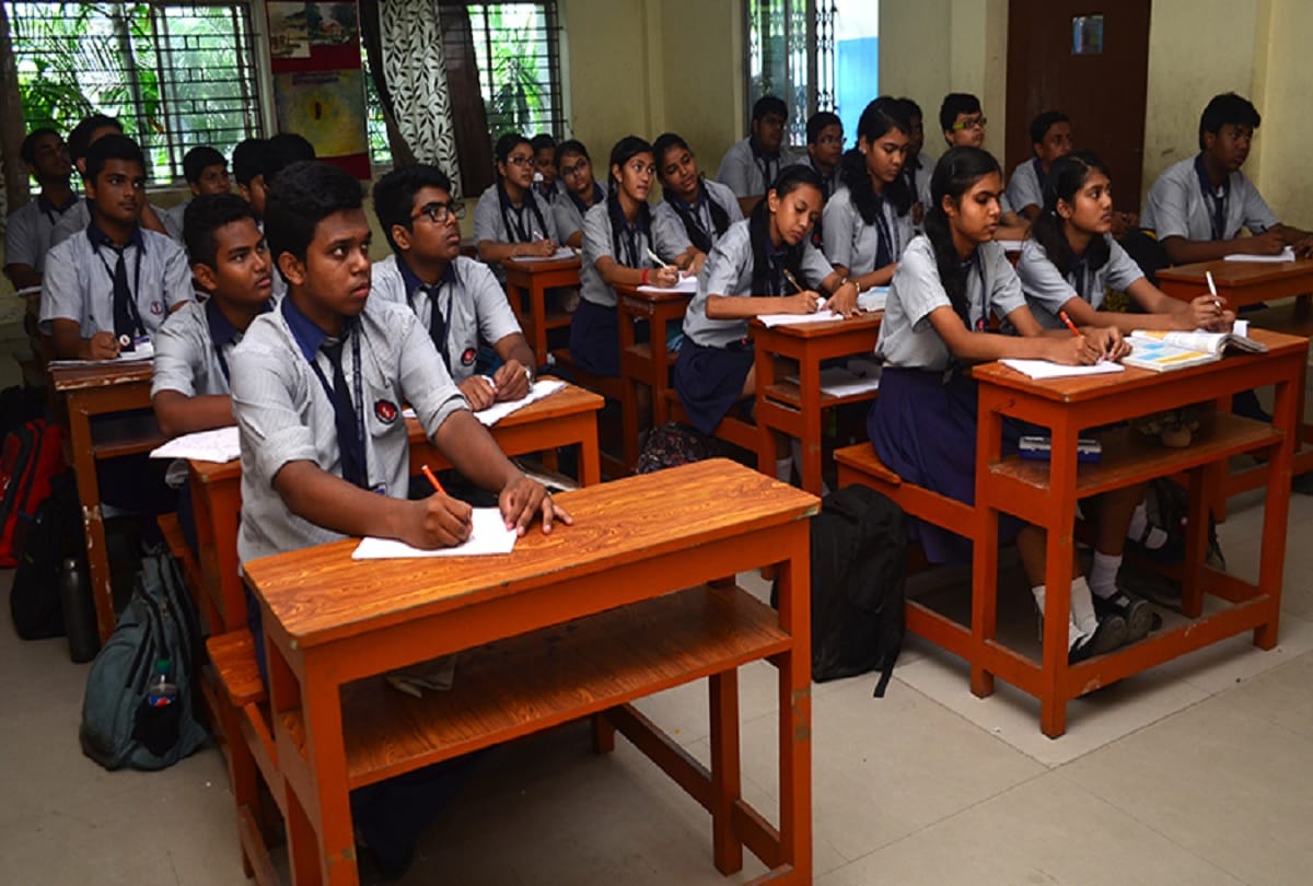 75% of questions in language and mathematics need to be solved in schools