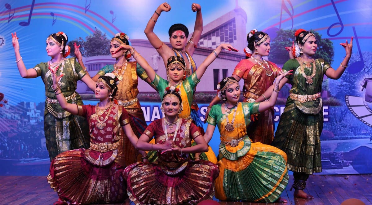 Navsadhna kala kendra session start with music and dance 